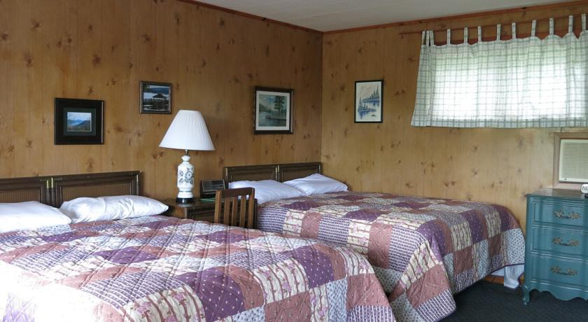 The Austin Inn Lake George Pokoj fotografie
